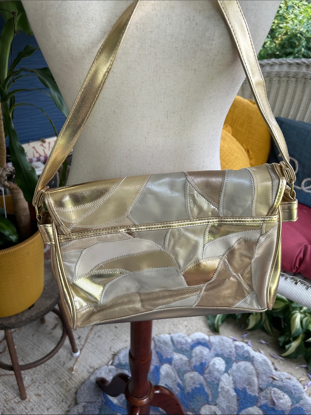 Vintage Gold Patchwork Crossbody Bag - Picture 3 of 8